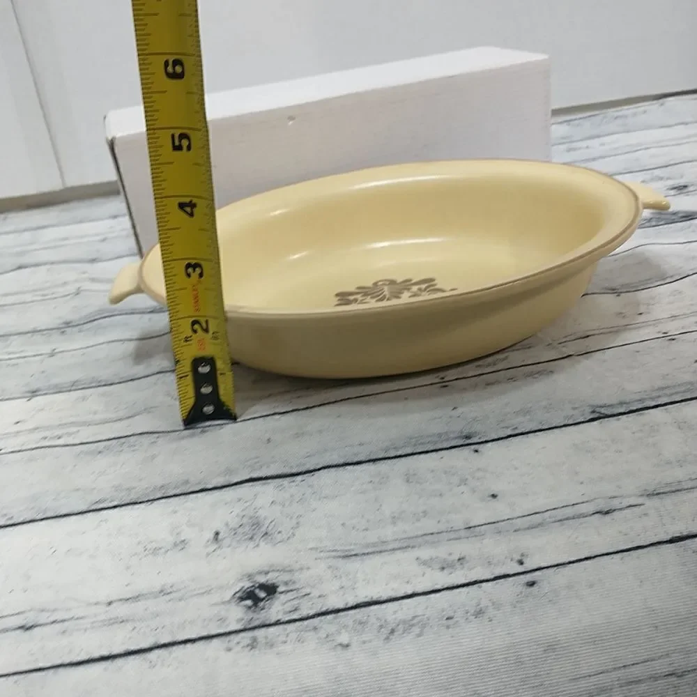 Vintage Pfaltzgraff Village 6-11 Oval Casserole Vegetable Serving Dish USA.